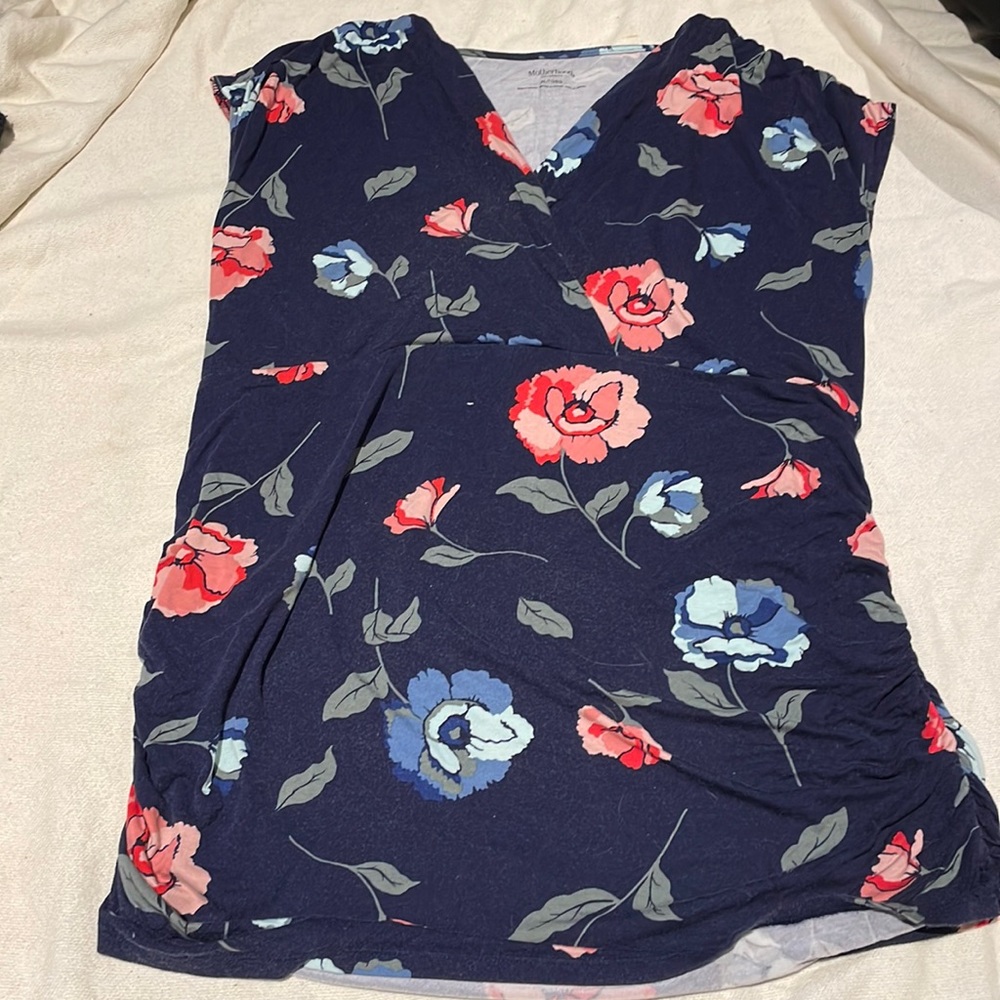 V-neck maternity shirt from Motherhood.